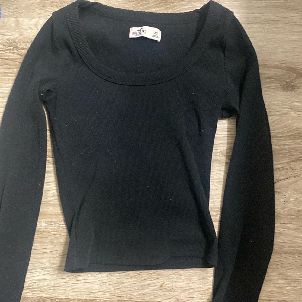 Black tshirt